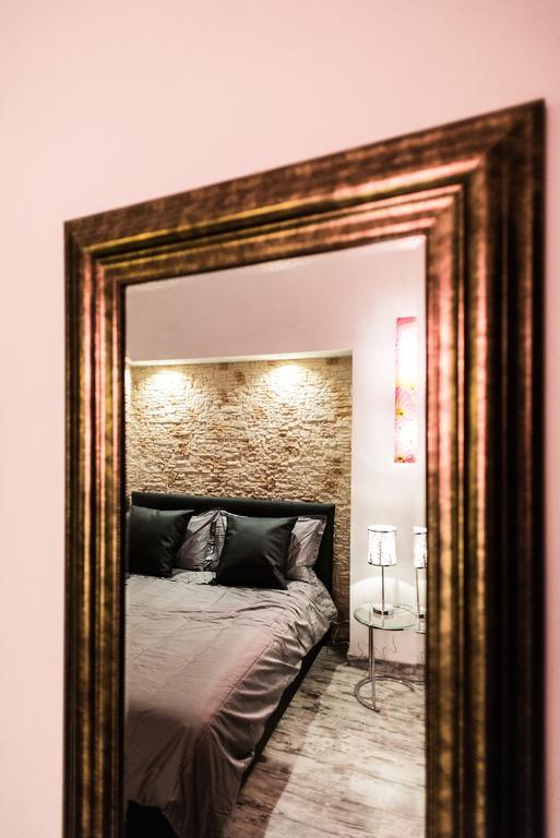 Trevi & Pantheon Luxury Rooms Roma Quarto foto